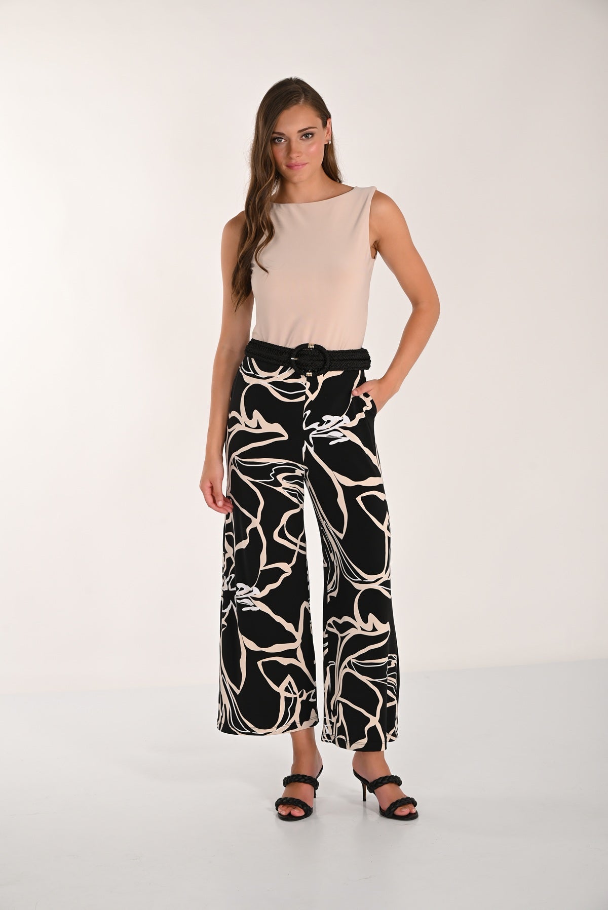 Floral High-waisted Trousers