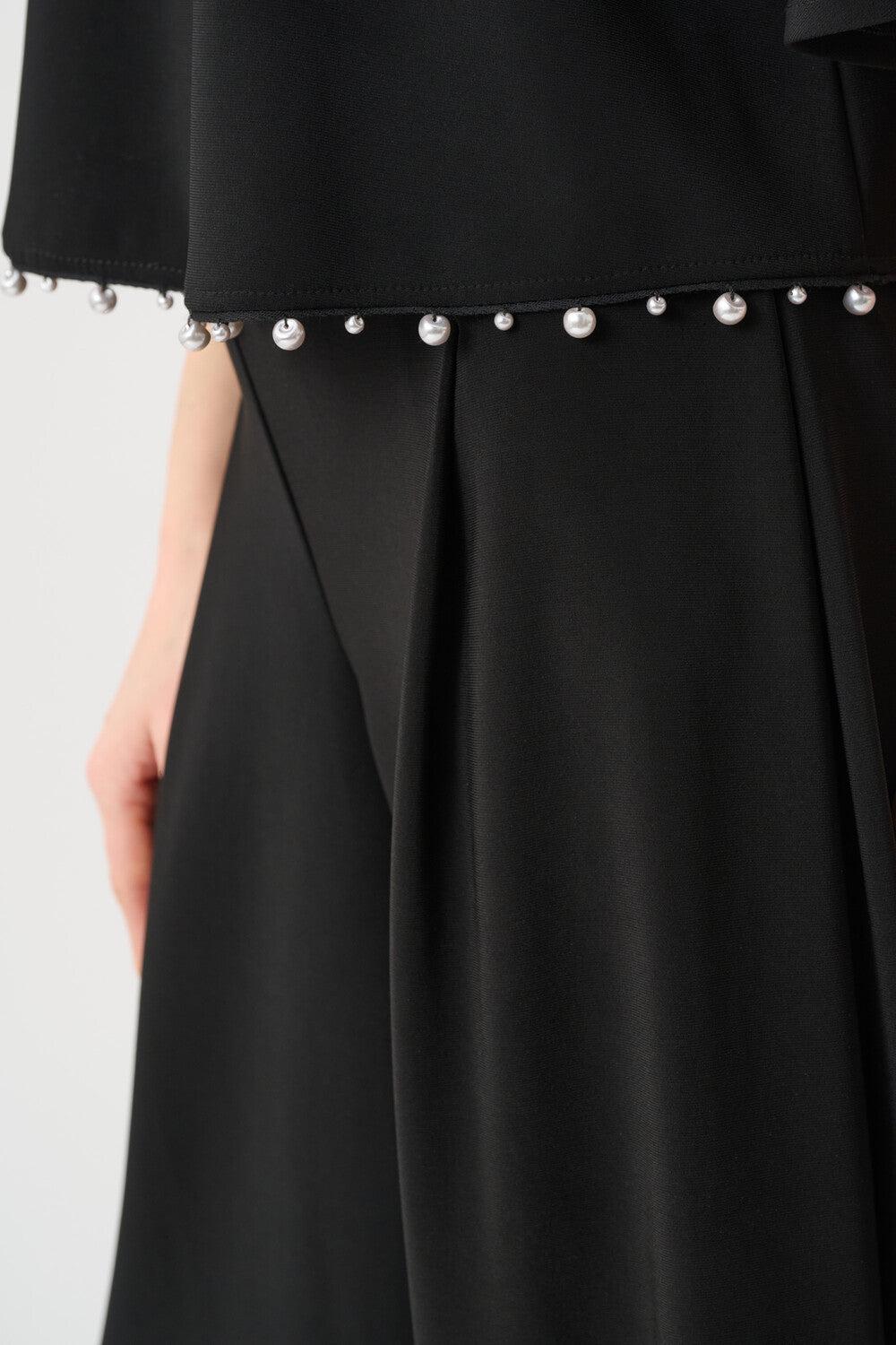 Pearl Embellished Boat Neck Pullover